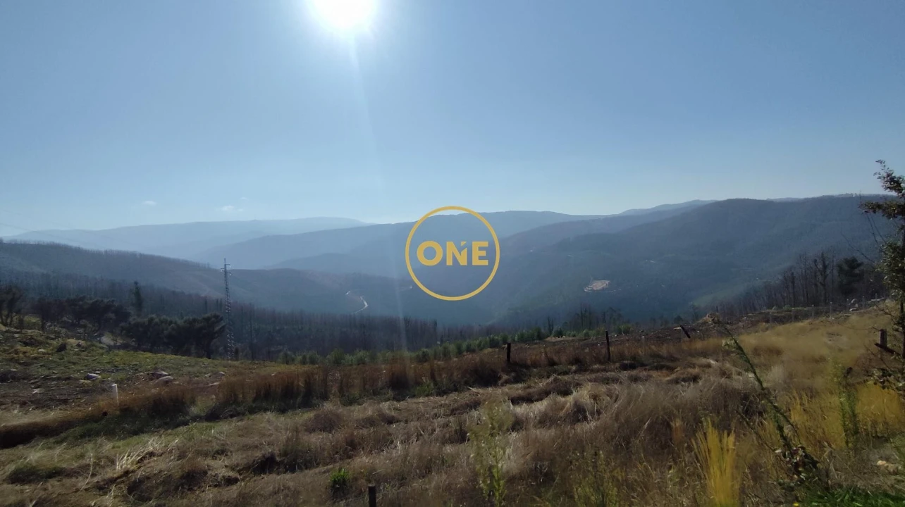 Moradia T5 para Venda em Alvarenga Foto 17