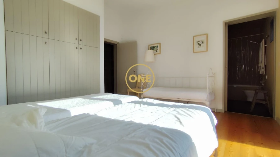 Moradia T5 para Venda em Alvarenga Foto 55