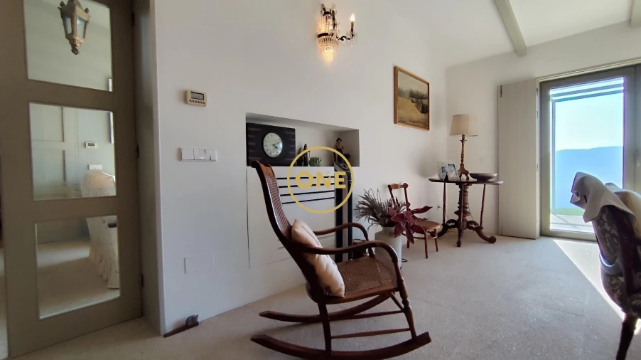 Moradia T5 para Venda em Alvarenga Foto 22