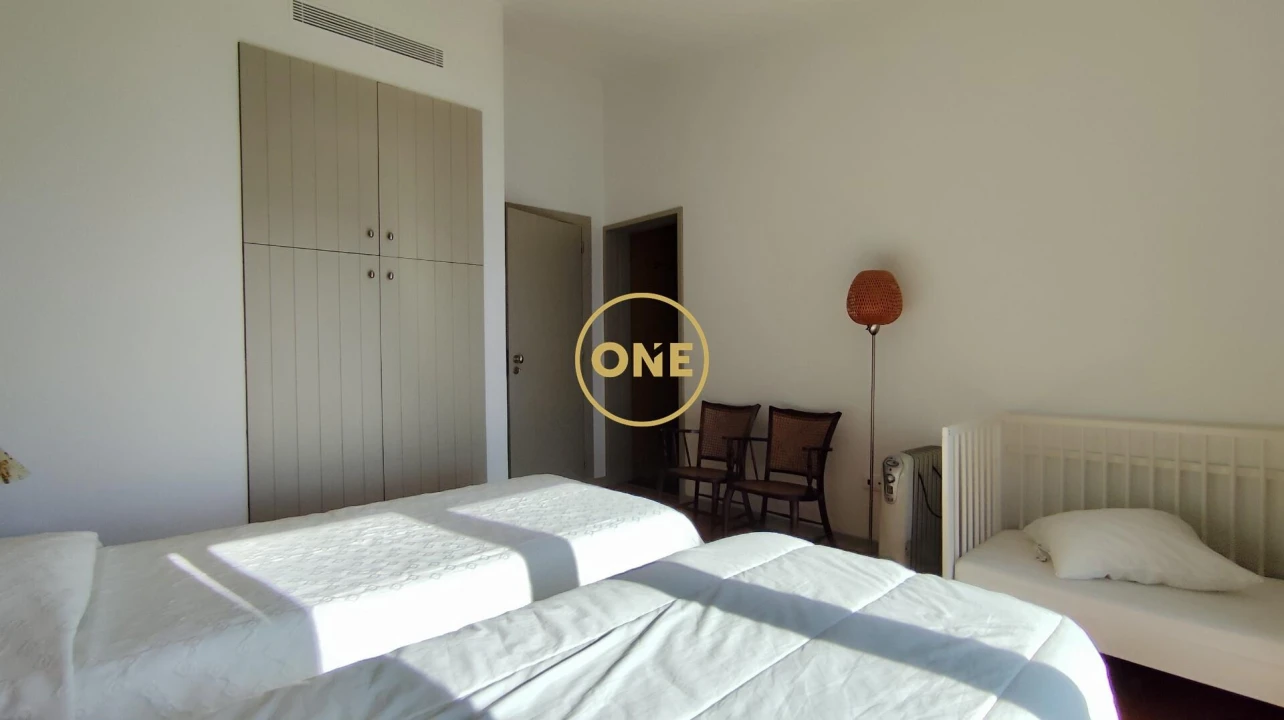 Moradia T5 para Venda em Alvarenga Foto 59