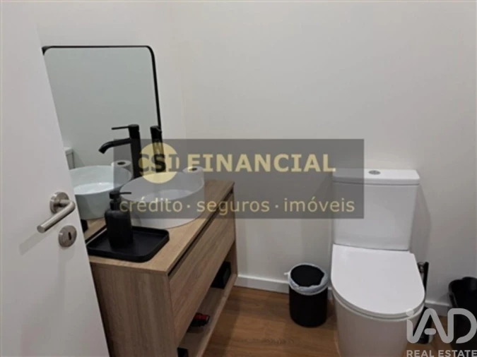 Moradia T4 para Venda em Esmoriz Foto 9