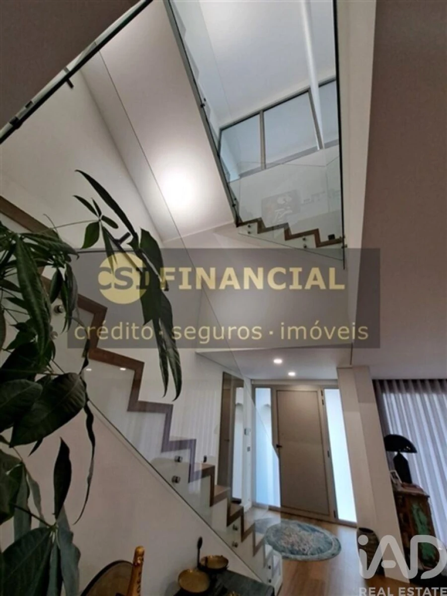 Moradia T4 para Venda em Esmoriz Foto 13