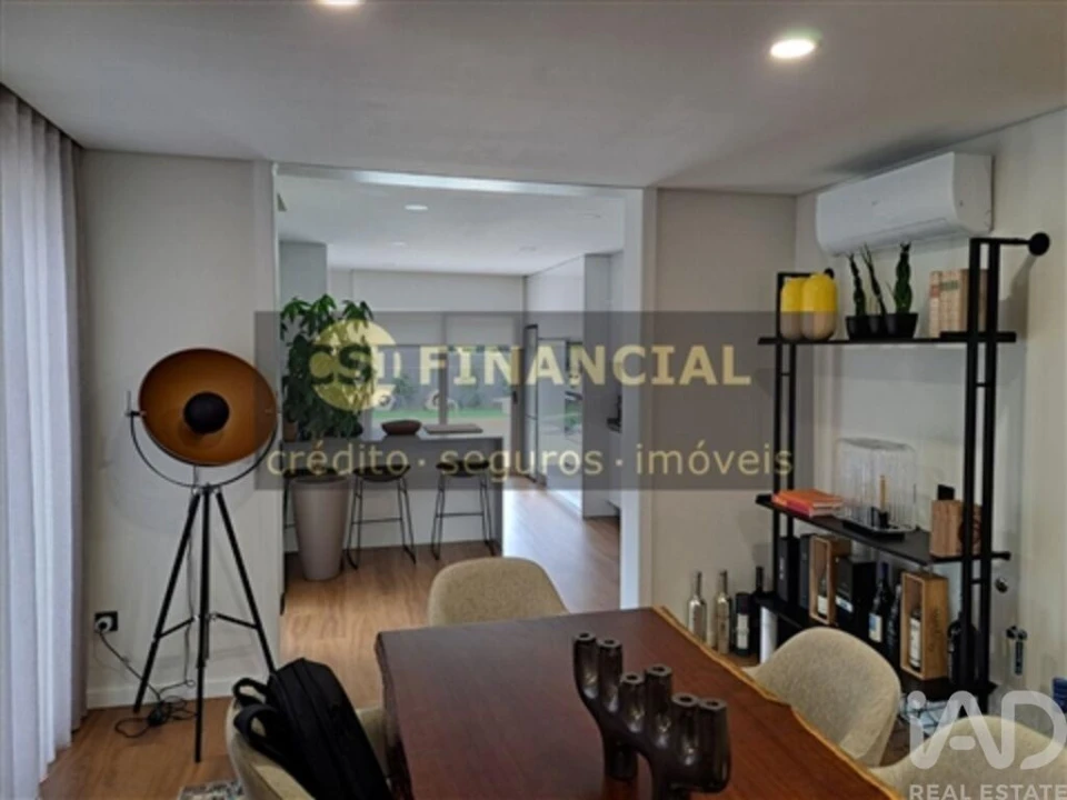 Moradia T4 para Venda em Esmoriz Foto 7