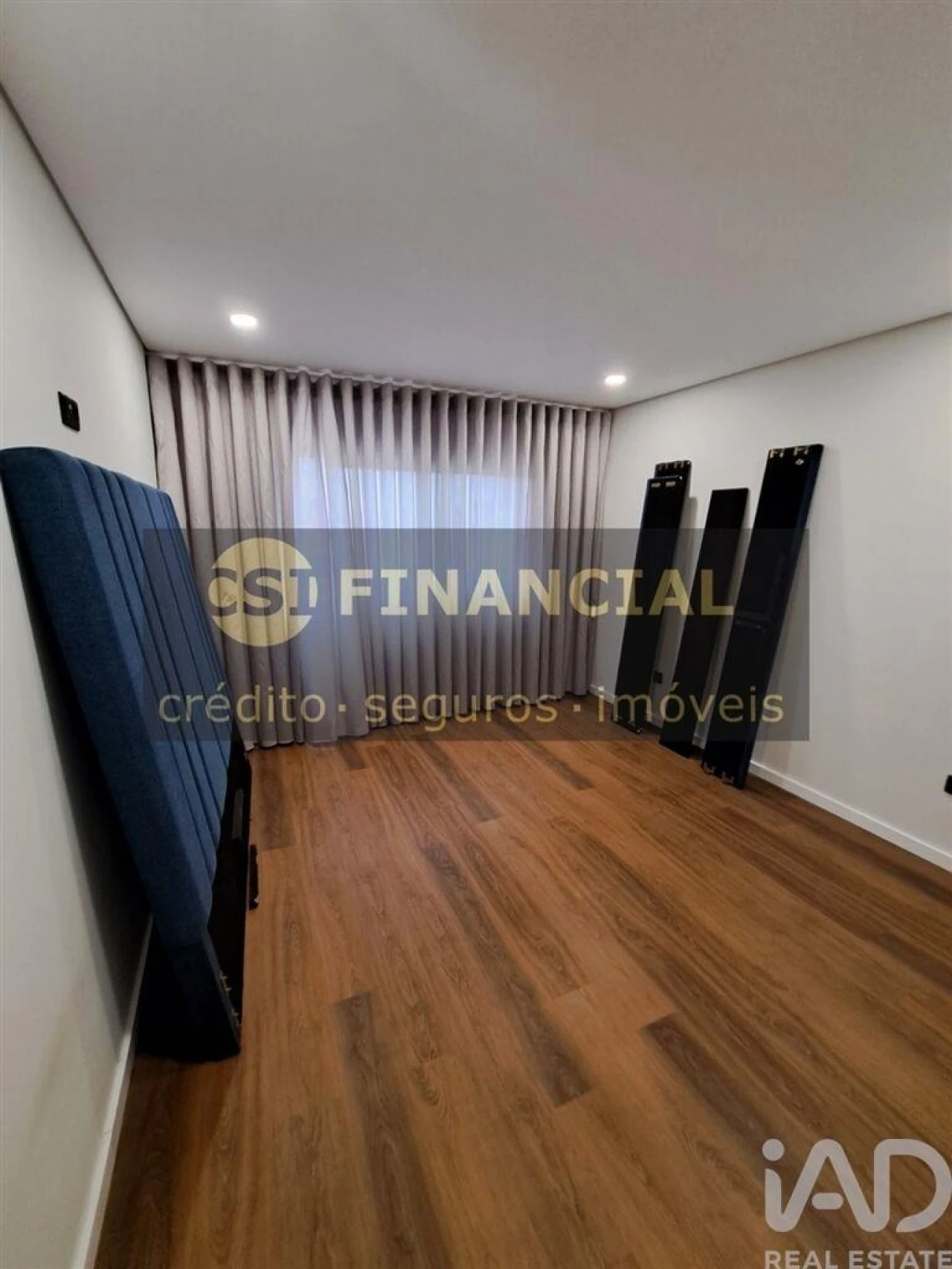 Moradia T4 para Venda em Esmoriz Foto 17