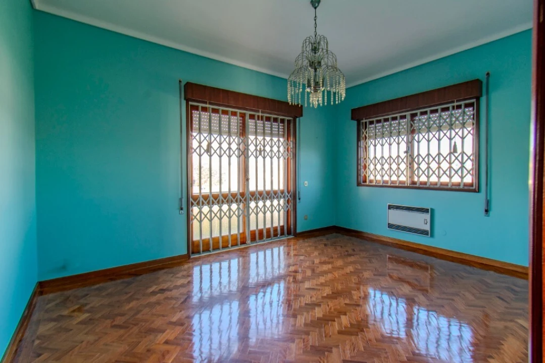 Moradia T4 para Venda em Fânzeres e São Pedro da Cova Foto 5