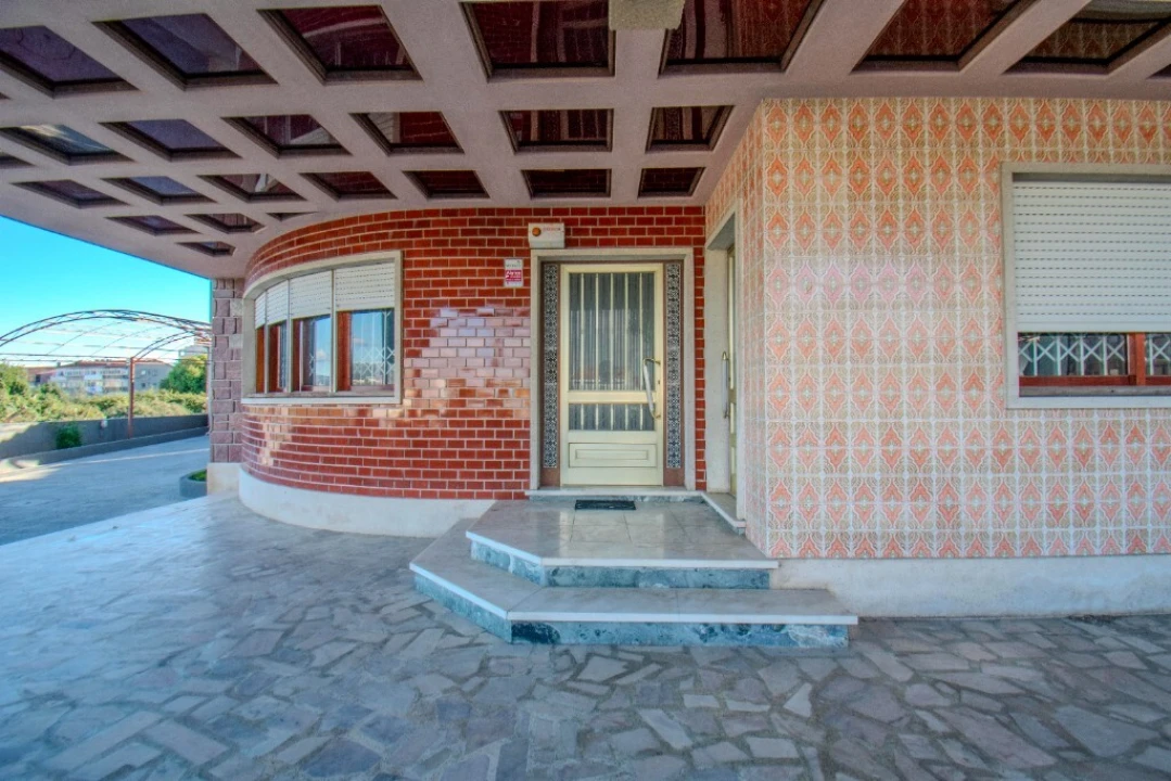 Moradia T4 para Venda em Fânzeres e São Pedro da Cova Foto 4