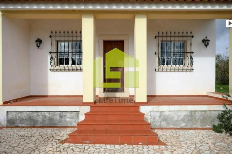 Moradia T4 para Venda em Borba (Matriz) Foto 1