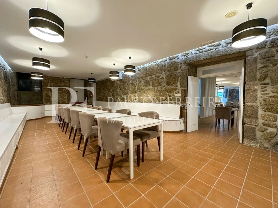 Negócio para Arrendamento em Landim Foto 1