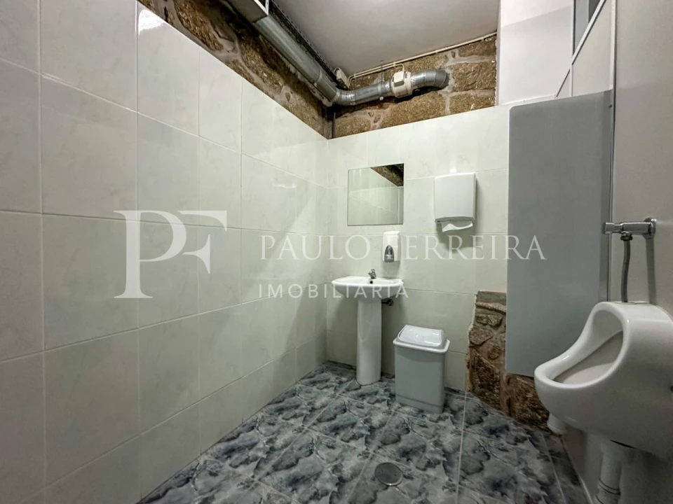 Negócio para Arrendamento em Landim Foto 25