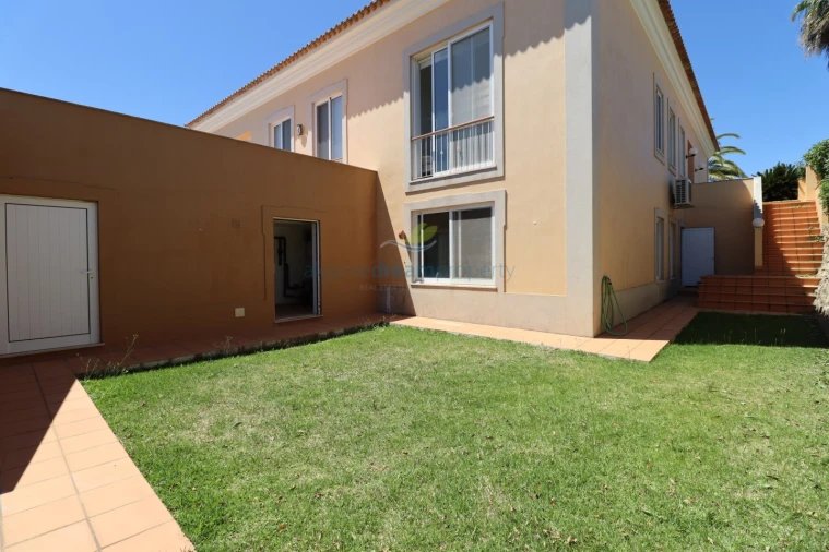 Moradia T4 para Venda em Albufeira e Olhos de Água Foto 33