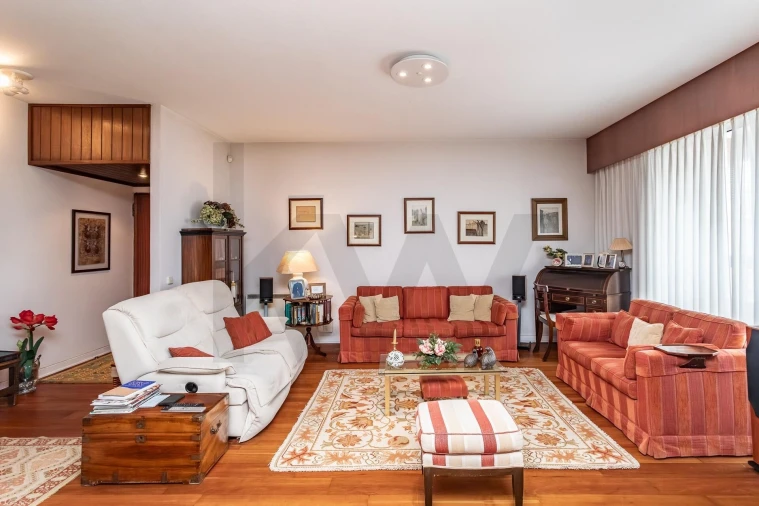 Apartamento T3 para Venda em Oeiras e São Julião da Barra, Paço de Arcos e Caxias Foto 2