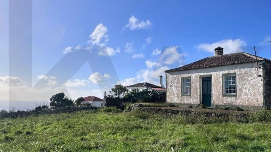 Moradia para Venda em Santo Espirito