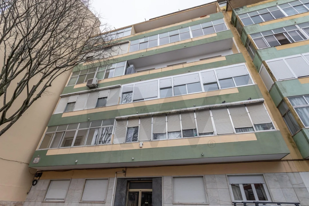 Apartamento T3 para Venda em Alfragide Foto 26