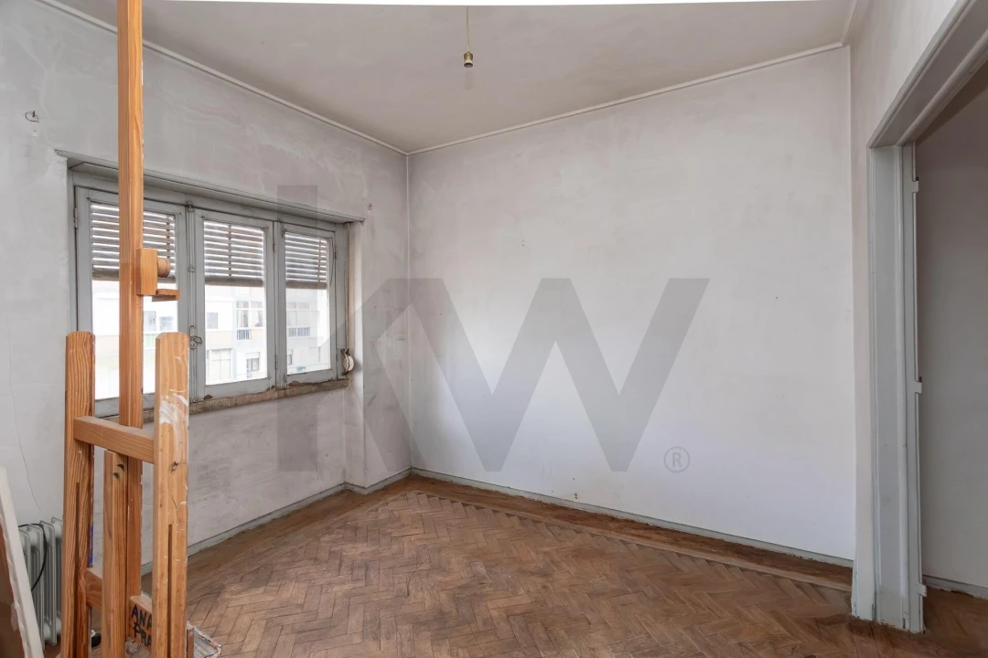 Apartamento T3 para Venda em Alfragide Foto 17