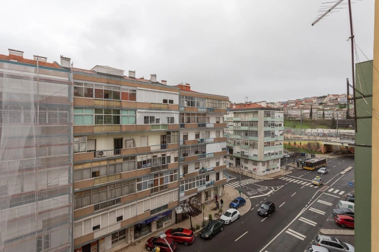 Apartamento T3 para Venda em Alfragide Foto 23