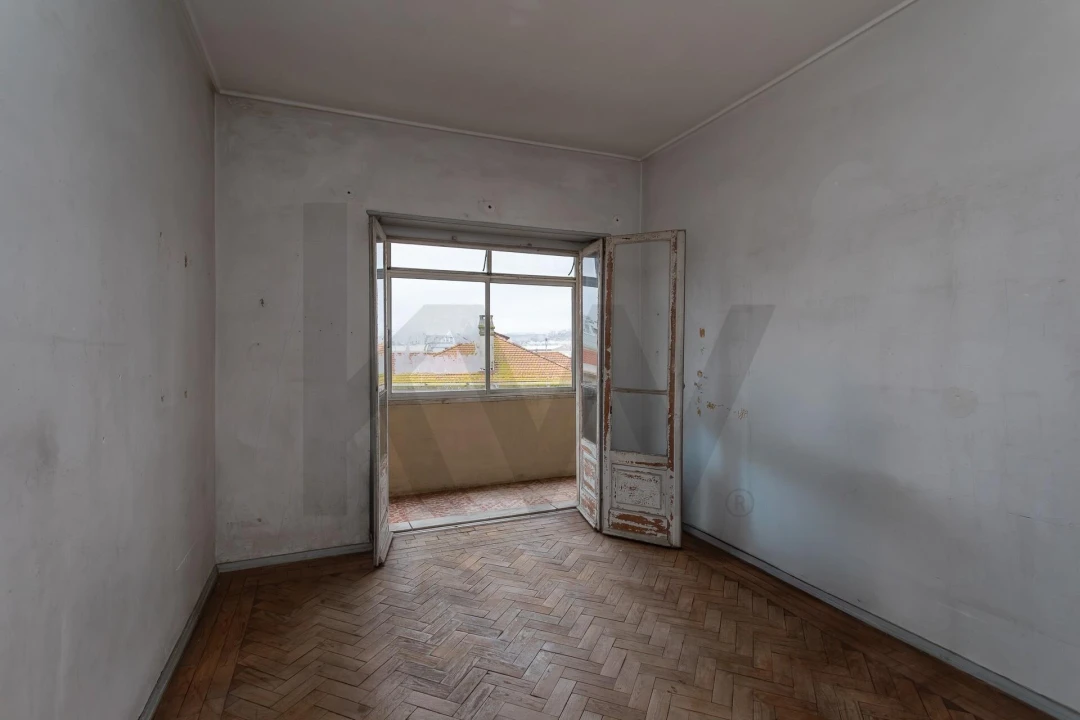 Apartamento T3 para Venda em Alfragide Foto 5