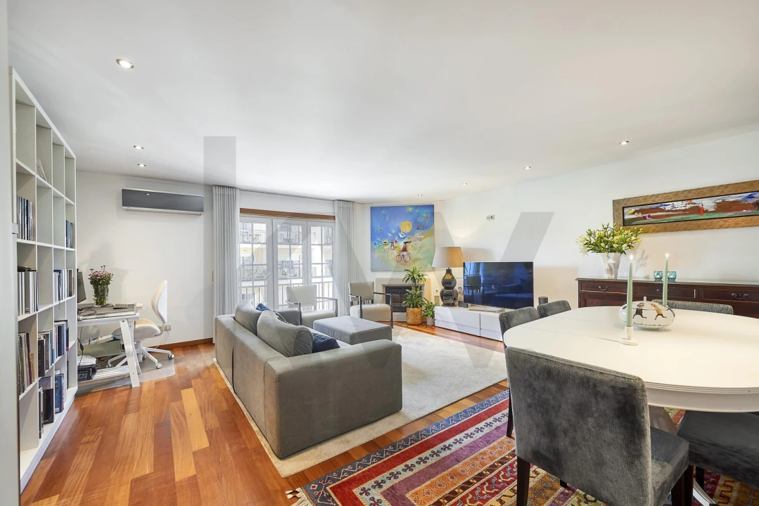 Apartamento T3 para Arrendamento em Carcavelos e Parede Foto 2