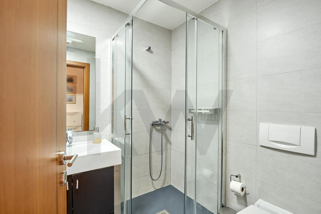 Apartamento T3 para Arrendamento em Carcavelos e Parede Foto 17