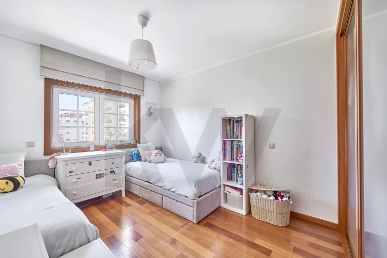 Apartamento T3 para Arrendamento em Carcavelos e Parede Foto 16