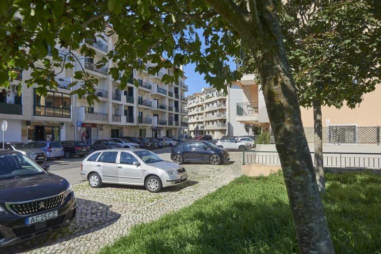 Apartamento T3 para Arrendamento em Carcavelos e Parede Foto 27