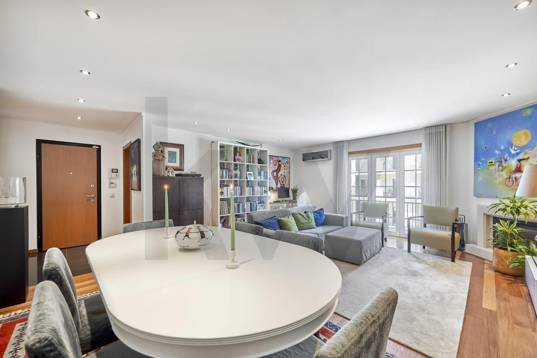 Apartamento T3 para Arrendamento em Carcavelos e Parede Foto 6