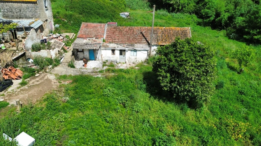 Moradia T2 para Venda em Malveira e São Miguel de Alcainça Foto 1