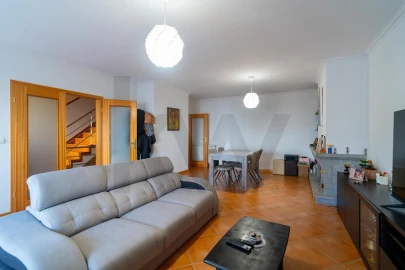 Moradia T4 para Venda em Mundão