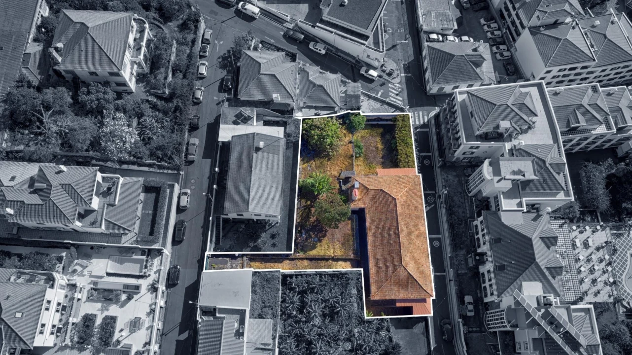 Moradia T4 para Venda em Funchal (Santa Maria Maior) Foto 26