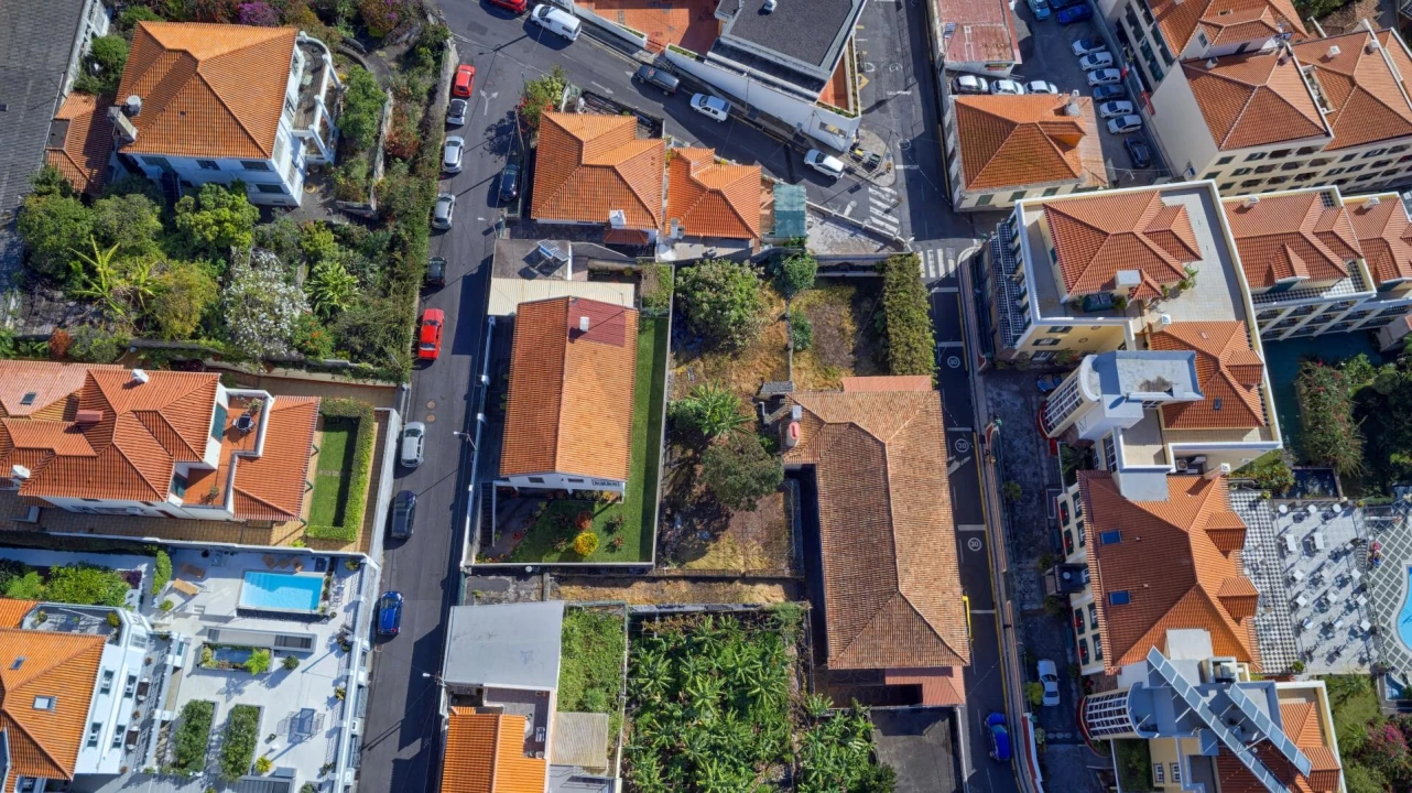 Moradia T4 para Venda em Funchal (Santa Maria Maior) Foto 25