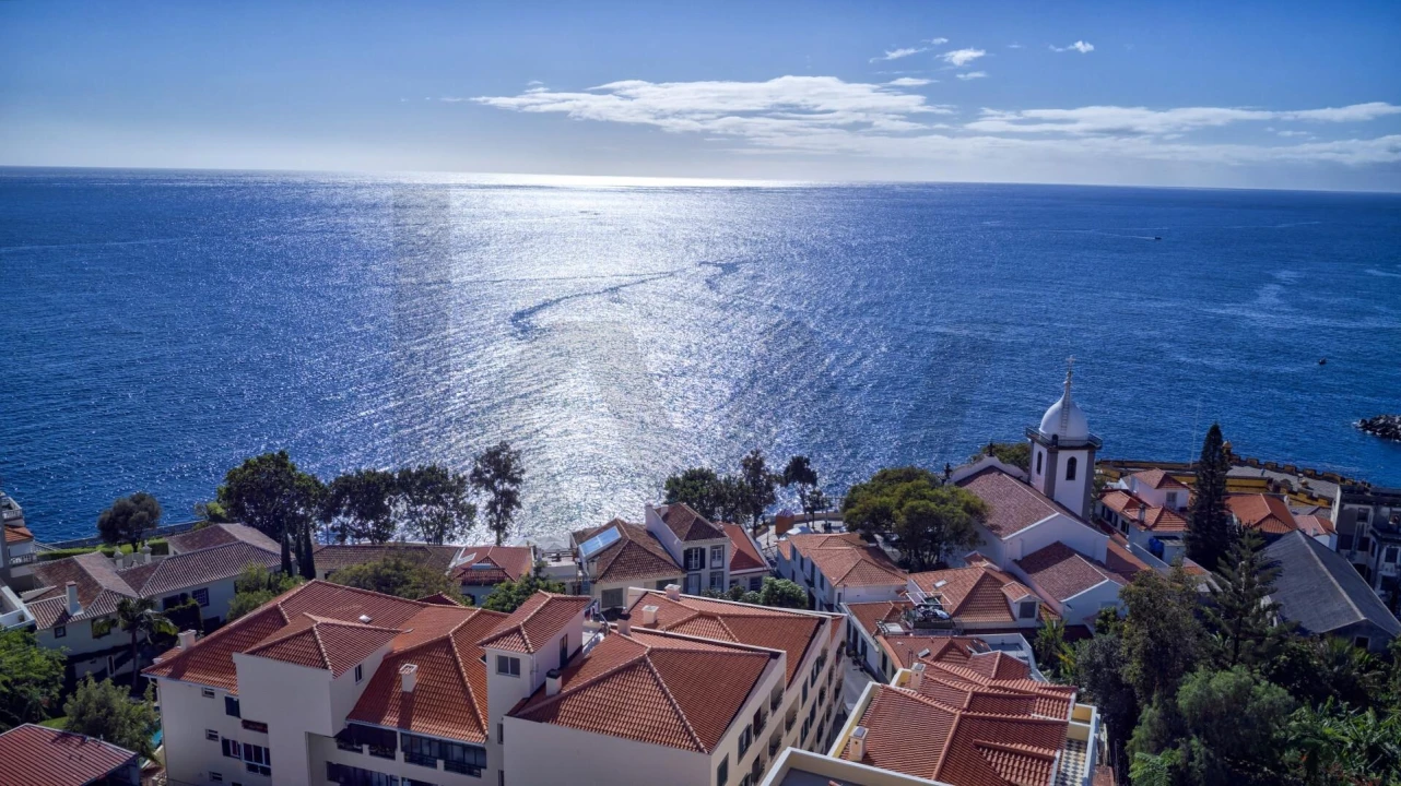 Moradia T4 para Venda em Funchal (Santa Maria Maior) Foto 23