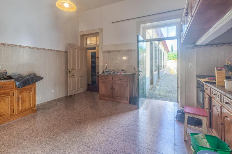 Moradia T4 para Venda em Funchal (Santa Maria Maior) Foto 61