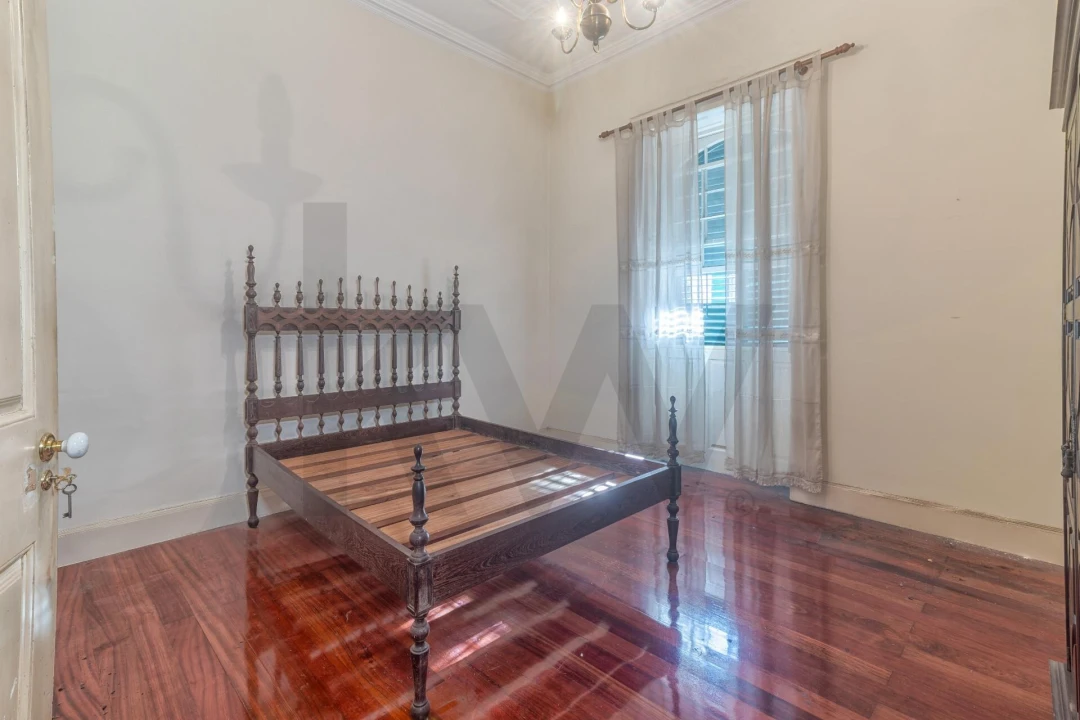 Moradia T4 para Venda em Funchal (Santa Maria Maior) Foto 19