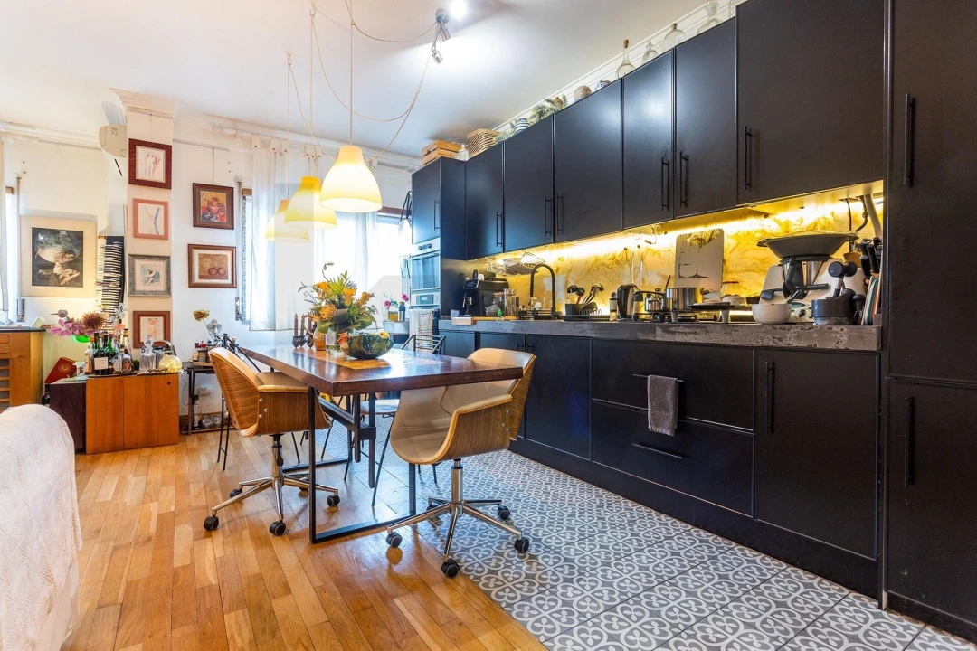 Apartamento T2 para Venda em Alvalade Foto 11