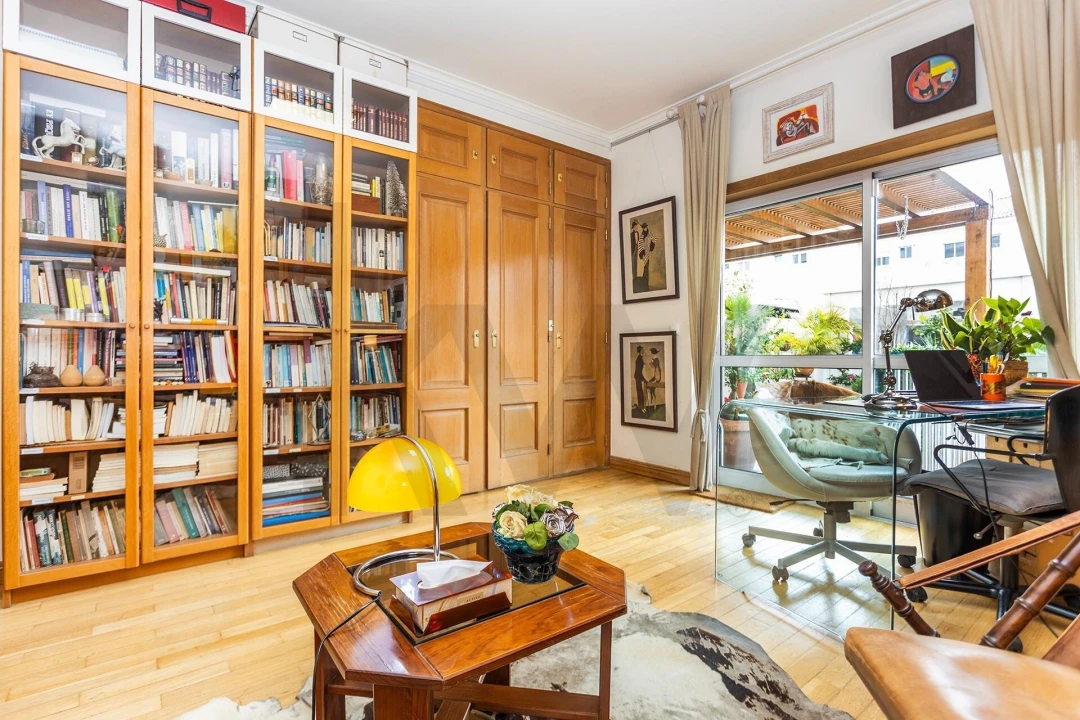 Apartamento T2 para Venda em Alvalade Foto 16
