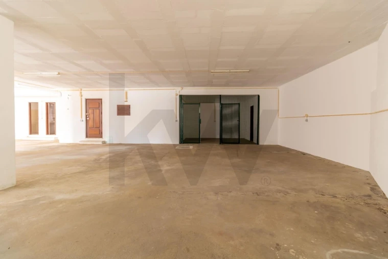 Garagem para Venda em Cascais e Estoril Foto 4