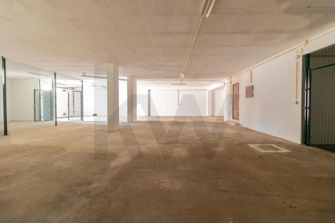 Garagem para Venda em Cascais e Estoril Foto 6