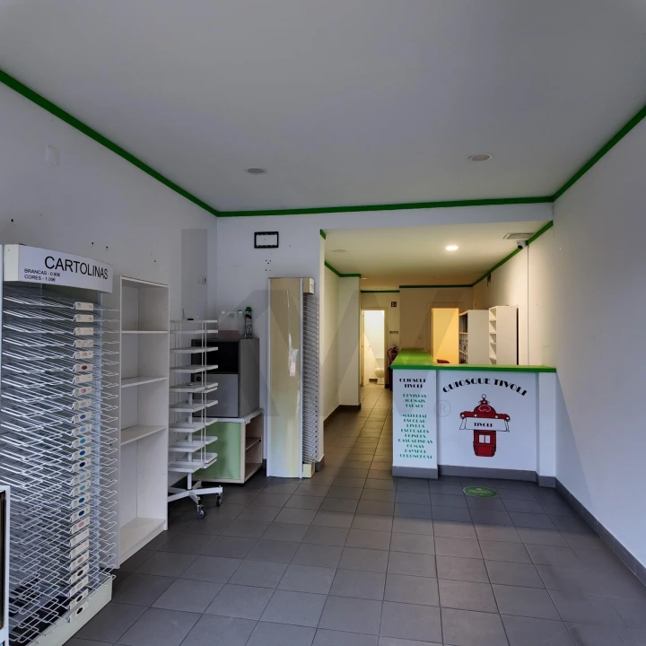 Loja para Venda em Algueirão-Mem Martins Foto 2