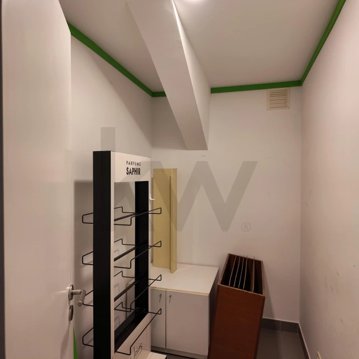 Loja para Venda em Algueirão-Mem Martins Foto 11