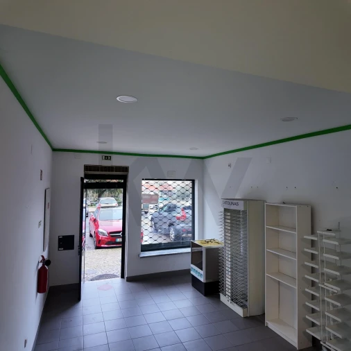 Loja para Venda em Algueirão-Mem Martins Foto 16