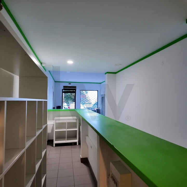 Loja para Venda em Algueirão-Mem Martins Foto 13