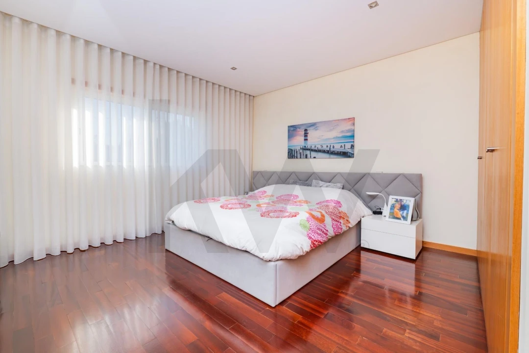 Moradia T4 para Venda em Pedralva Foto 17