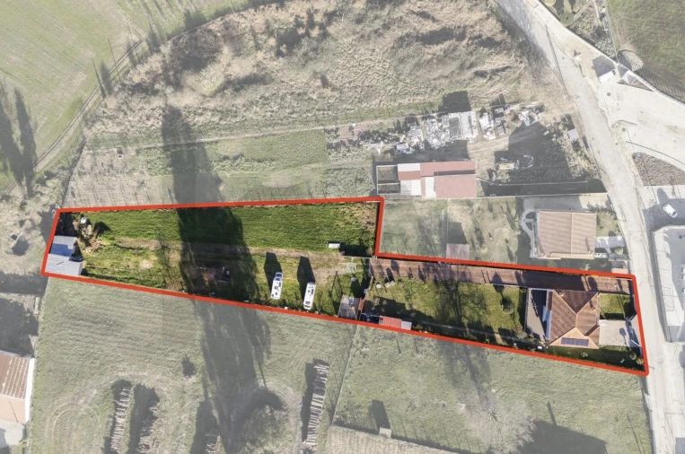 Moradia T4 para Venda em Pedralva Foto 1