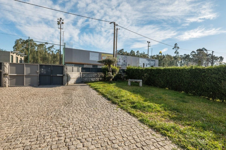 Moradia T4 para Venda em Pedralva Foto 27