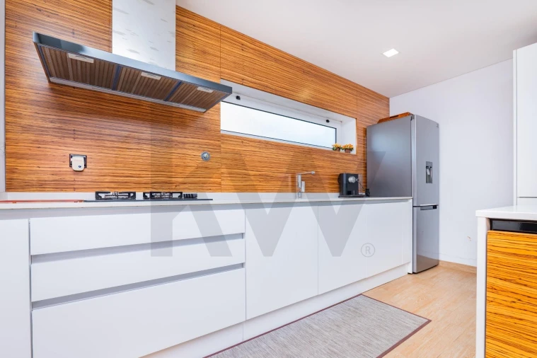 Moradia T4 para Venda em Pedralva Foto 5