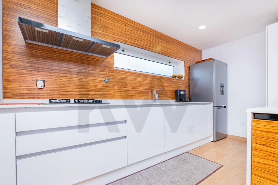 Moradia T4 para Venda em Pedralva Foto 5