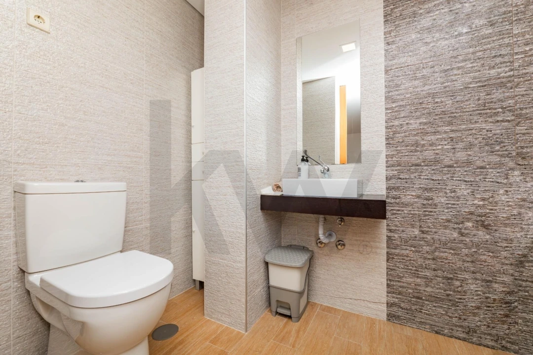 Moradia T4 para Venda em Pedralva Foto 11