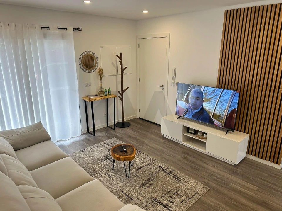 Apartamento T2 para Venda em Capelas Foto 6