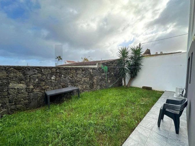 Apartamento T2 para Venda em Capelas Foto 15