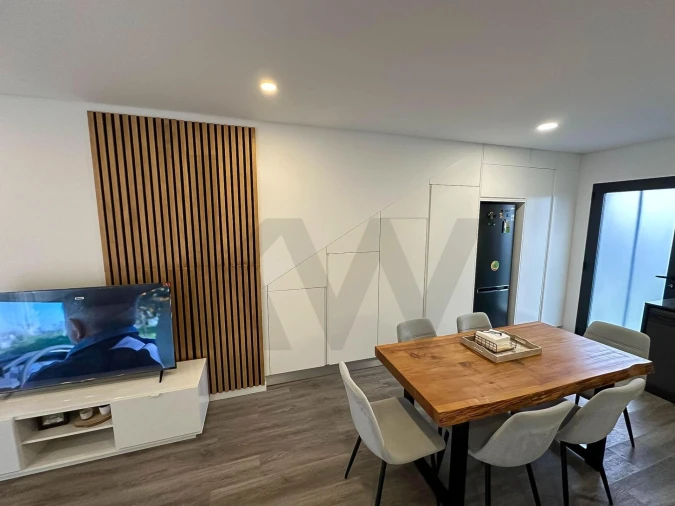 Apartamento T2 para Venda em Capelas Foto 9