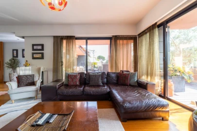 Moradia T5 para Venda em Belém